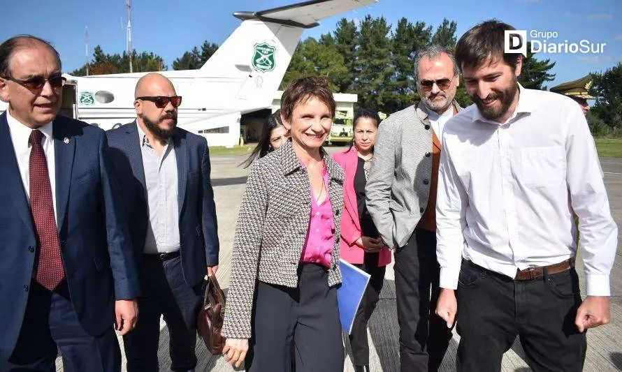 Ministra Tohá aterrizó en Osorno para participar de Encuentro Nacional de Concejales
