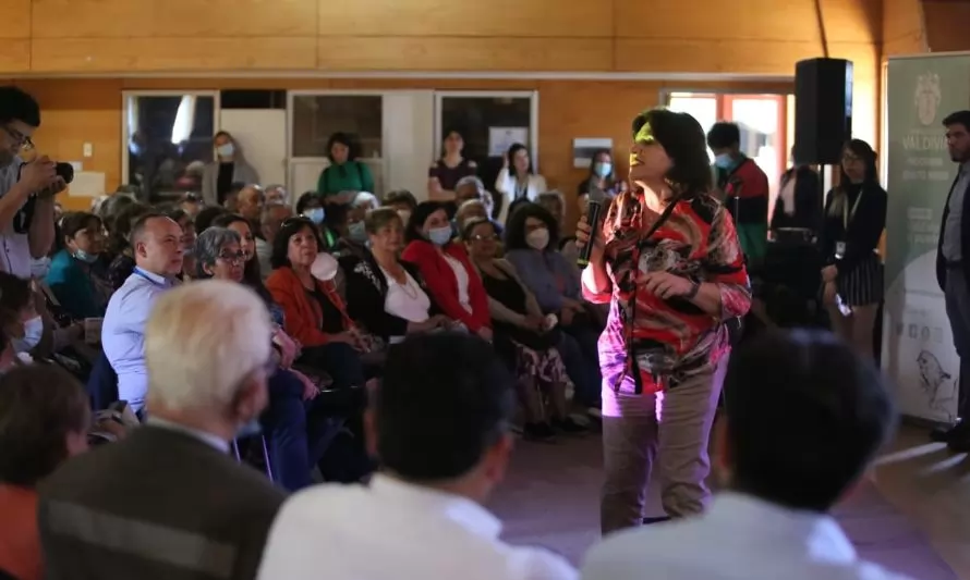 Ministra Segpres, Ana Lya Uriarte, visitó Valdivia para explicar la Reforma Previsional